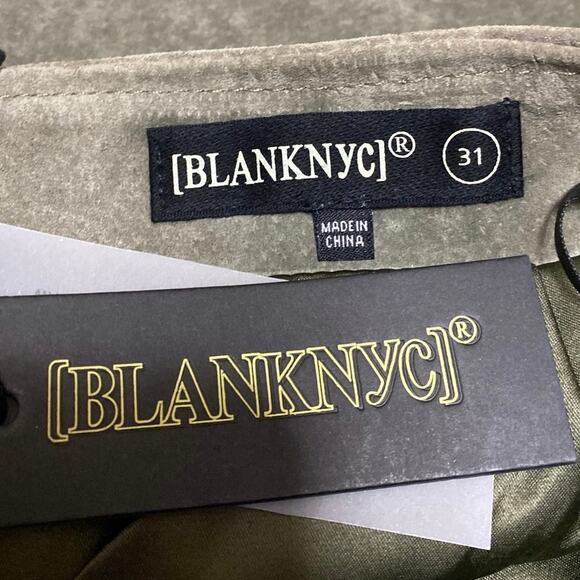 NEW Blank NYC Olive Green Faux Suede Zipper High Waisted Mini A-Line Skirt Sz 31 - Picture 3 of 4